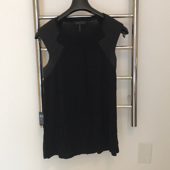 Black camisole - Picture 1 of 4